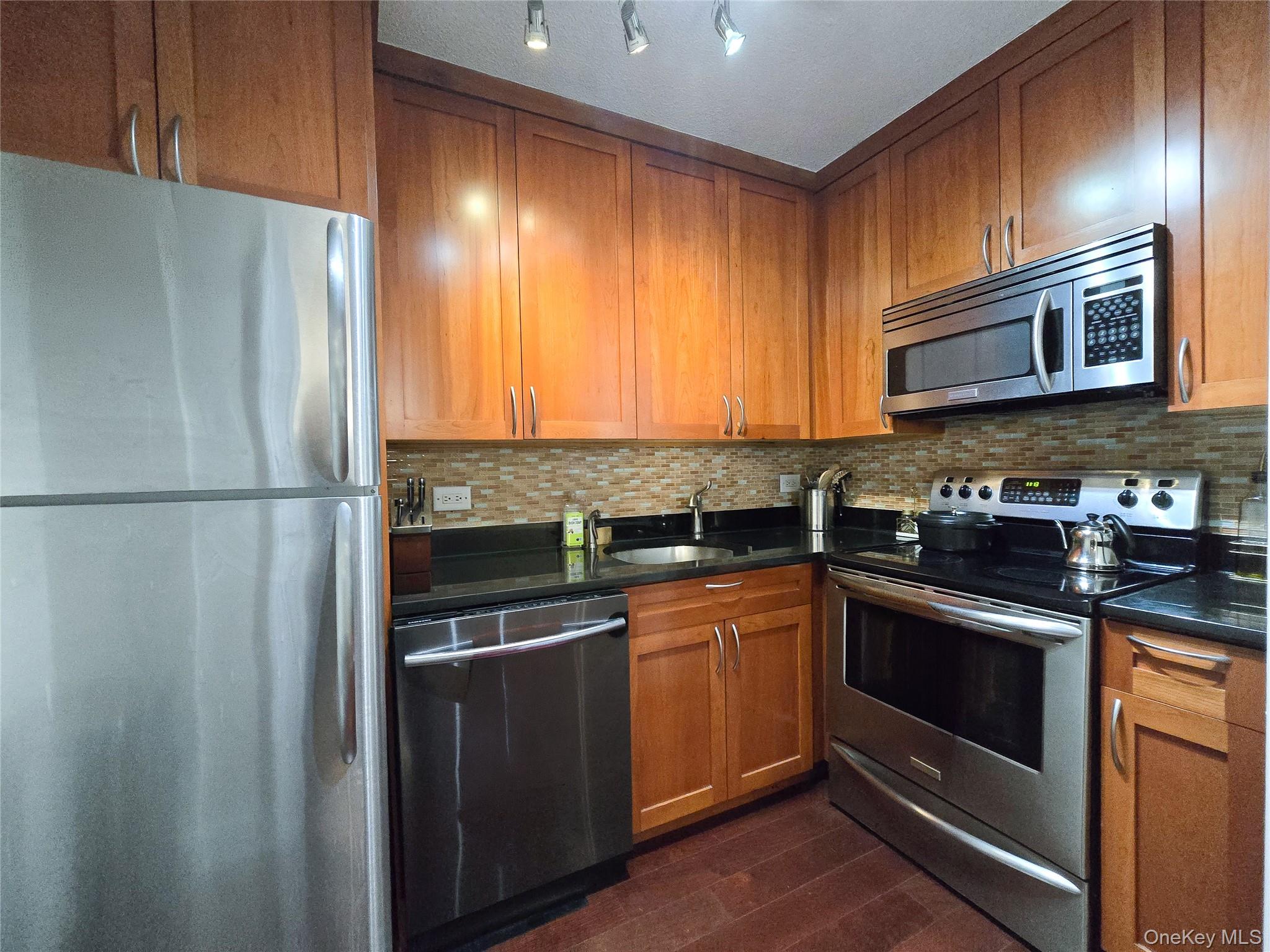137 E 36th Street Unit 9H, Manhattan NY 10016