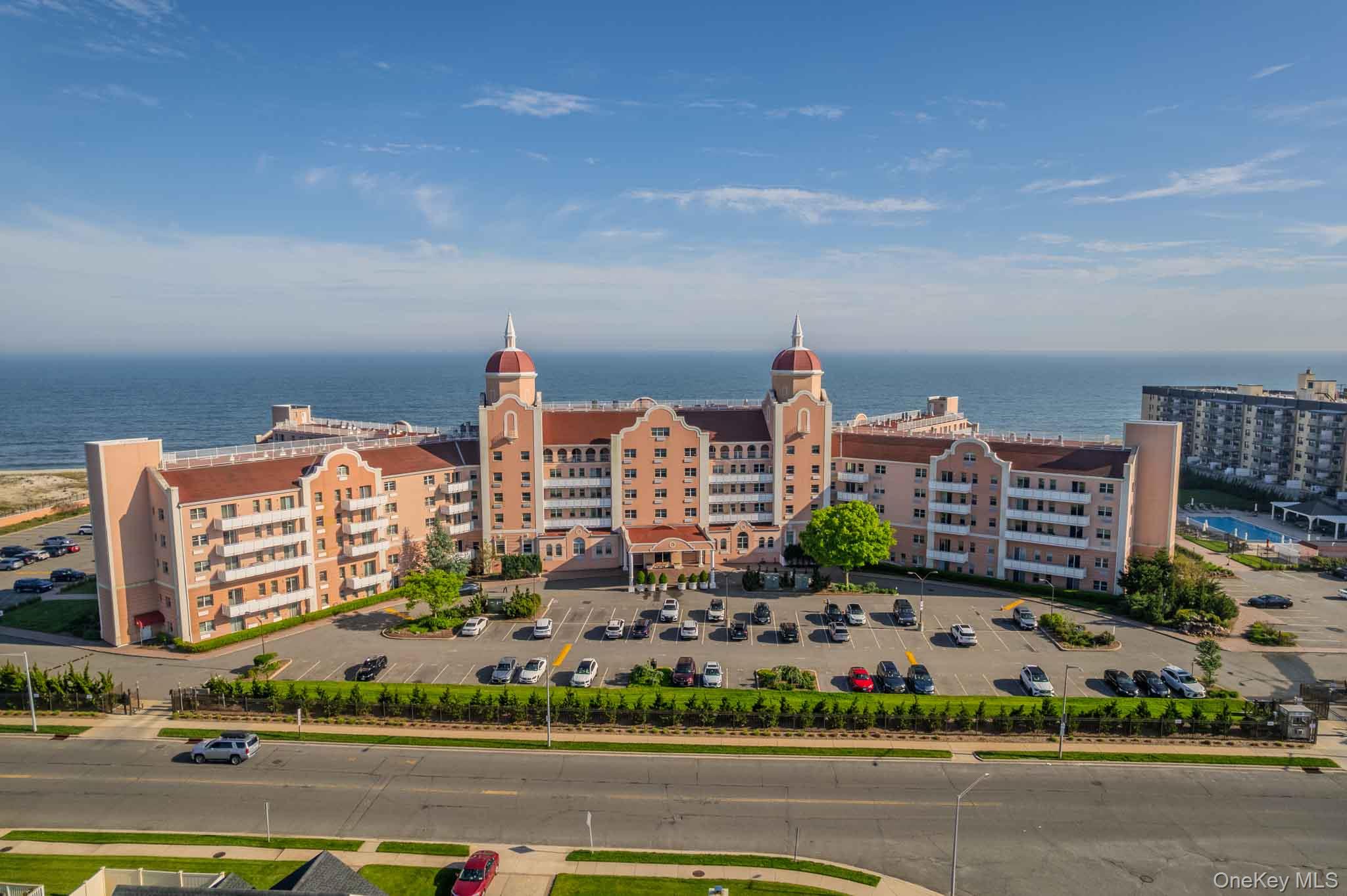 2 Richmond Road Unit 3R, Lido Beach NY 11561