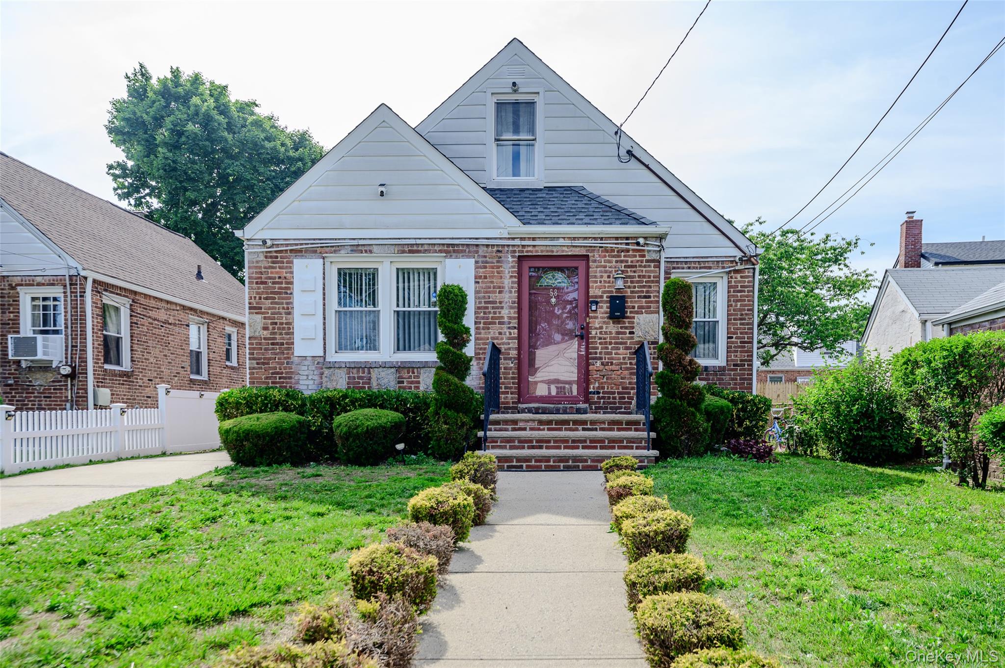 58 N Montgomery Street, Valley Stream NY 11580