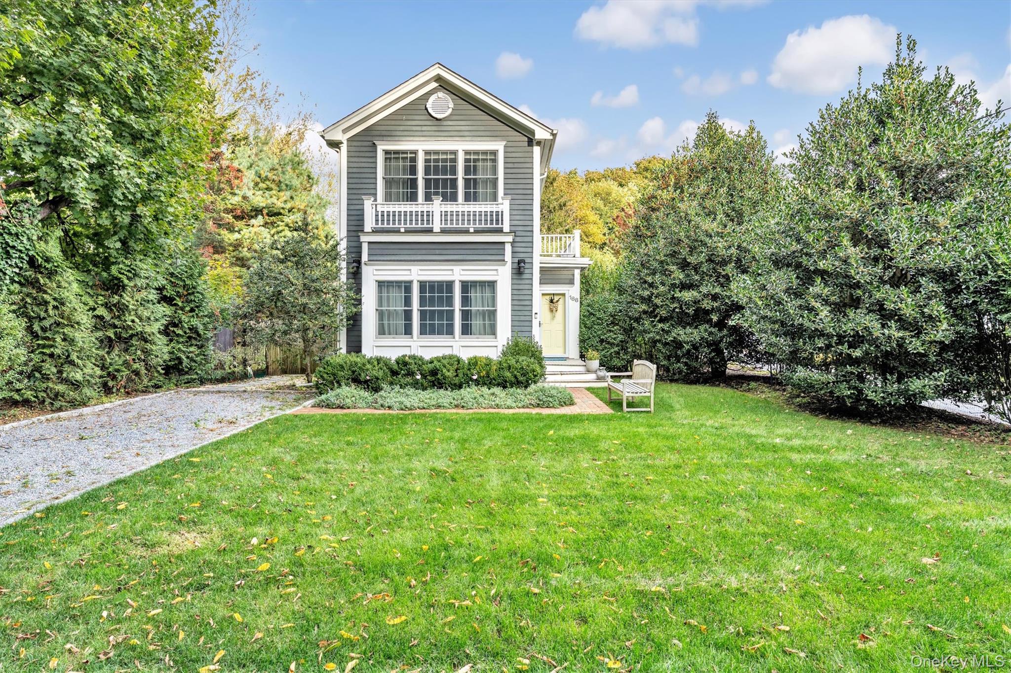 188 S Country Road, Remsenburg NY 11960