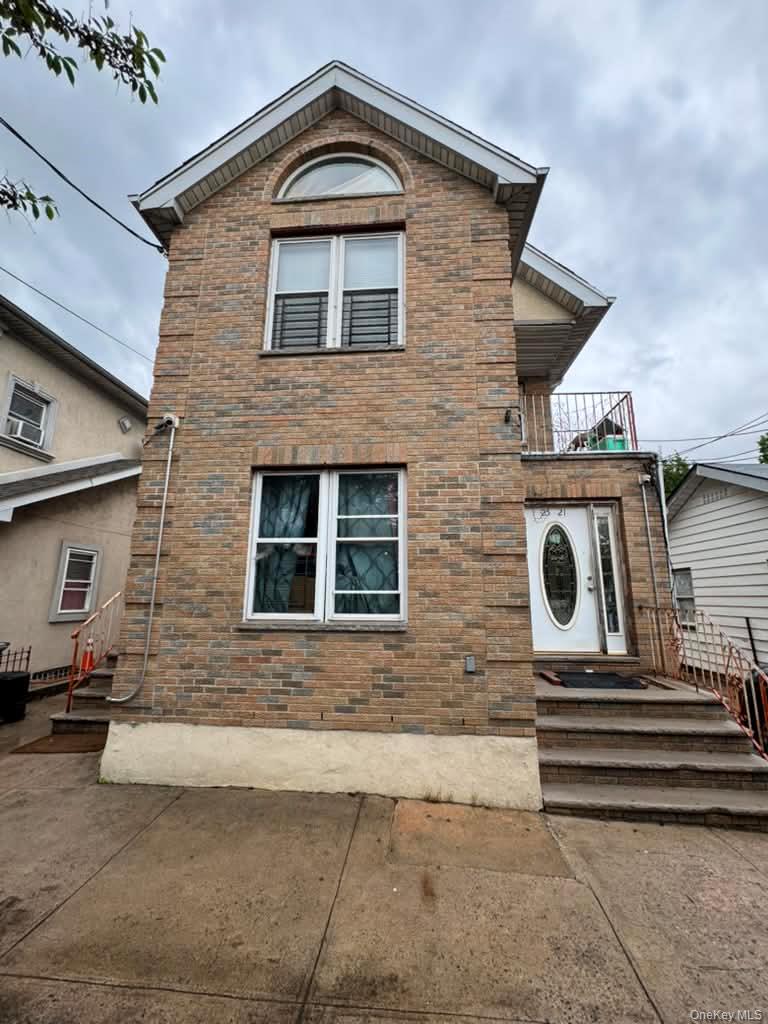 2521 94th Street, East Elmhurst NY 11369