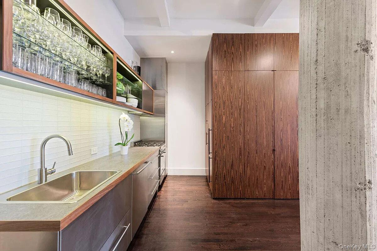 250 MERCER Street Unit B1202/B12L, Manhattan NY 10012