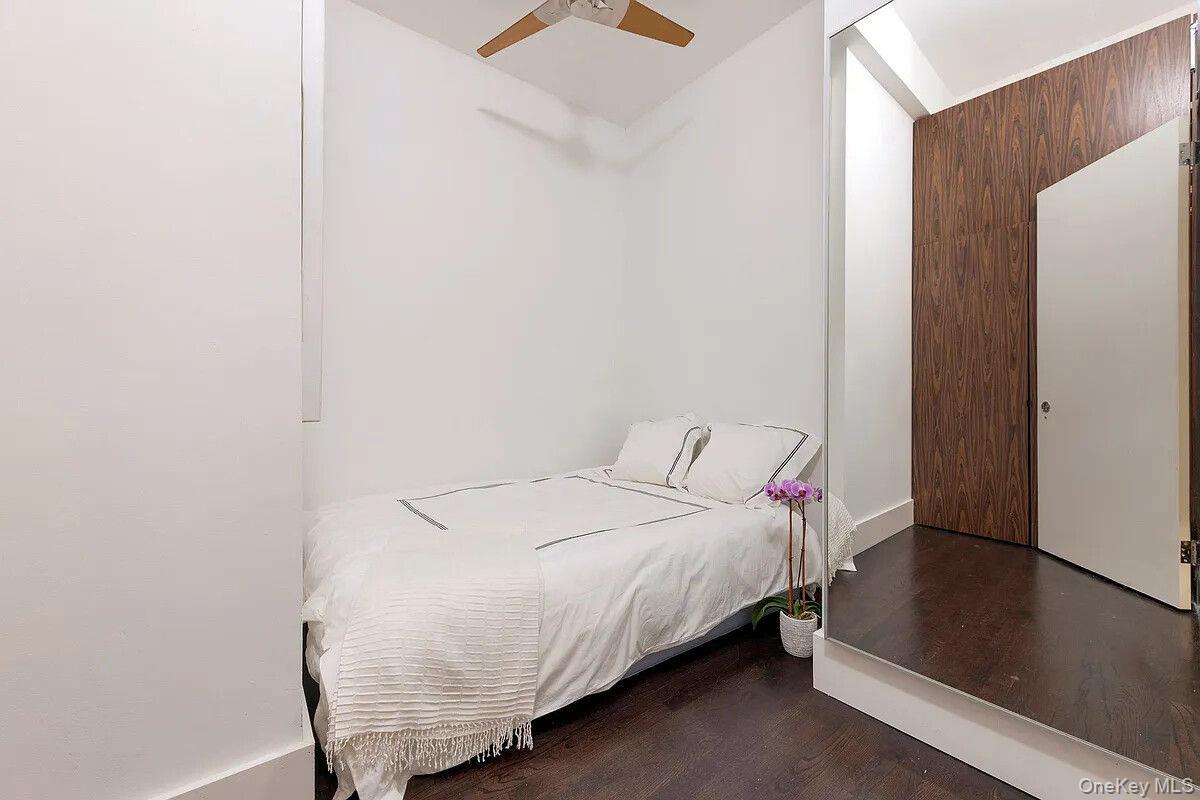 250 MERCER Street Unit B1202/B12L, Manhattan NY 10012