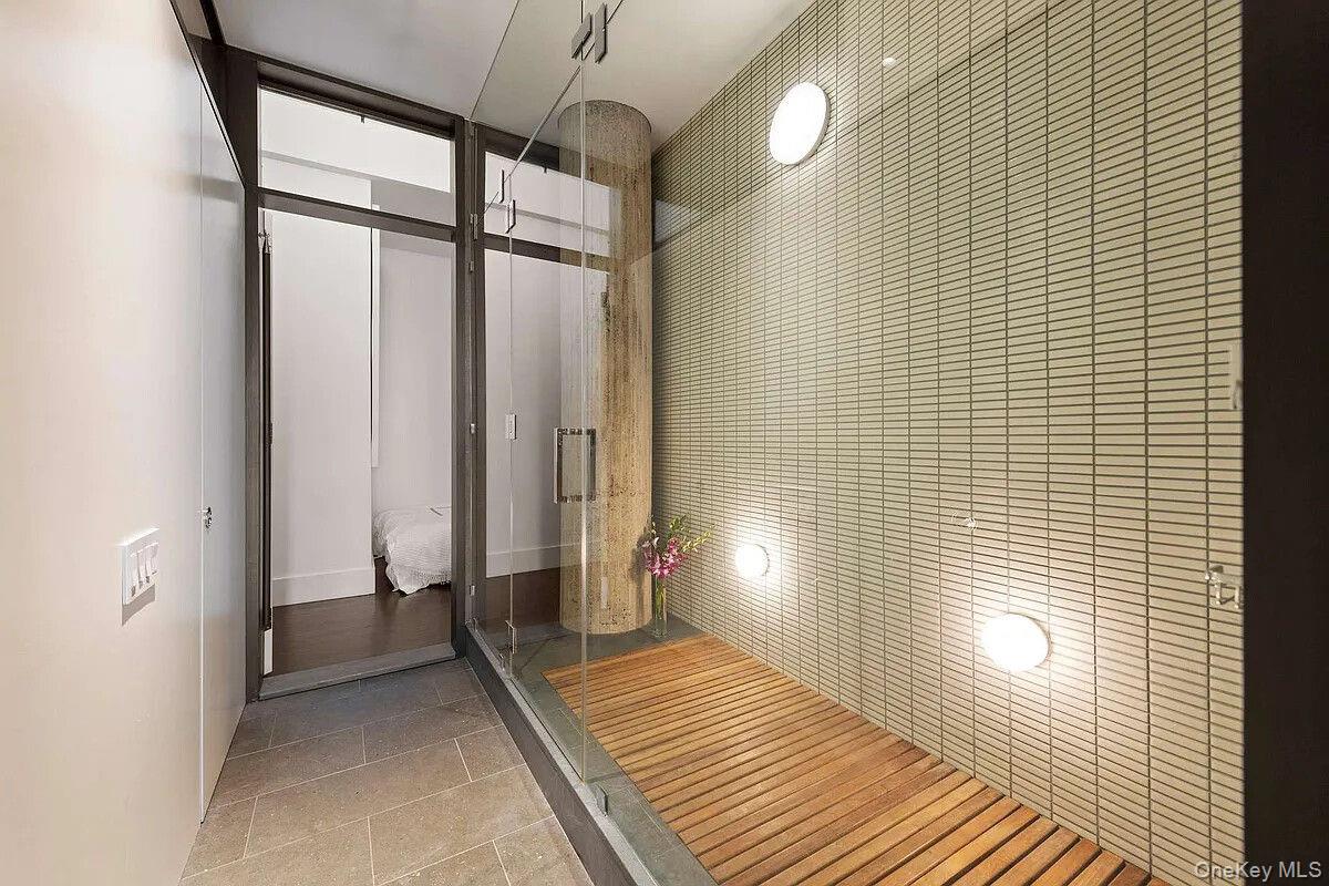 250 MERCER Street Unit B1202/B12L, Manhattan NY 10012