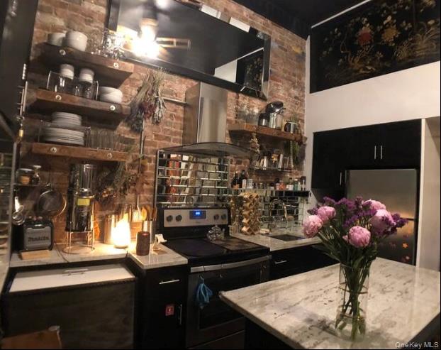 234 E 14th Street Unit 1B, Manhattan NY 10003