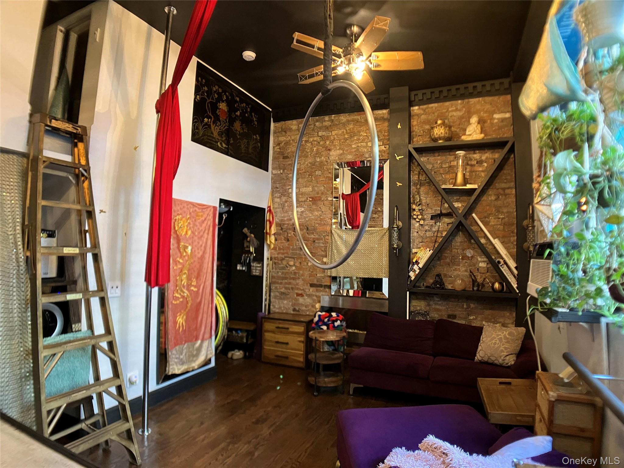 234 E 14th Street Unit 1B, Manhattan NY 10003