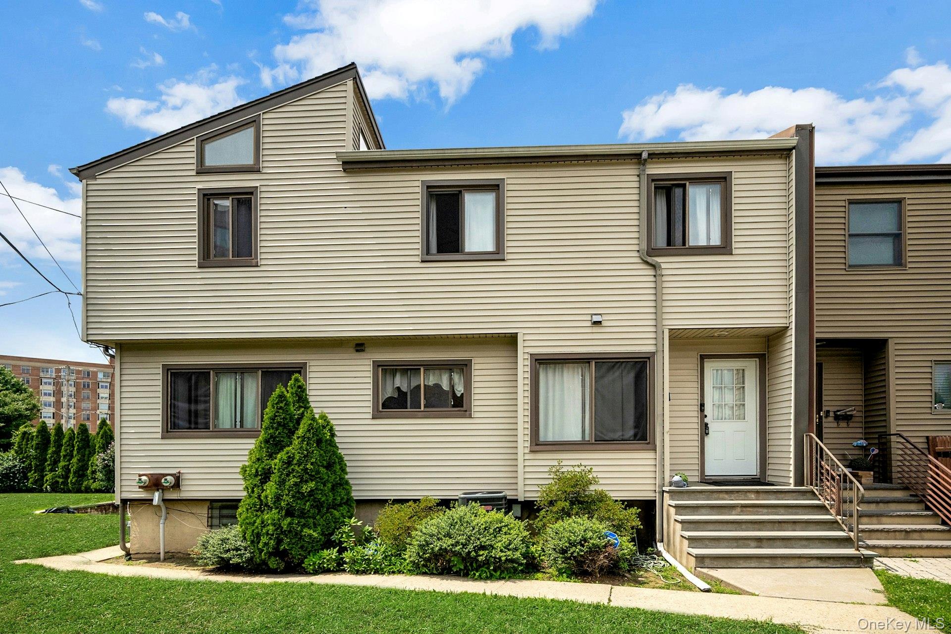 309 Pelham Road, New Rochelle NY 10805