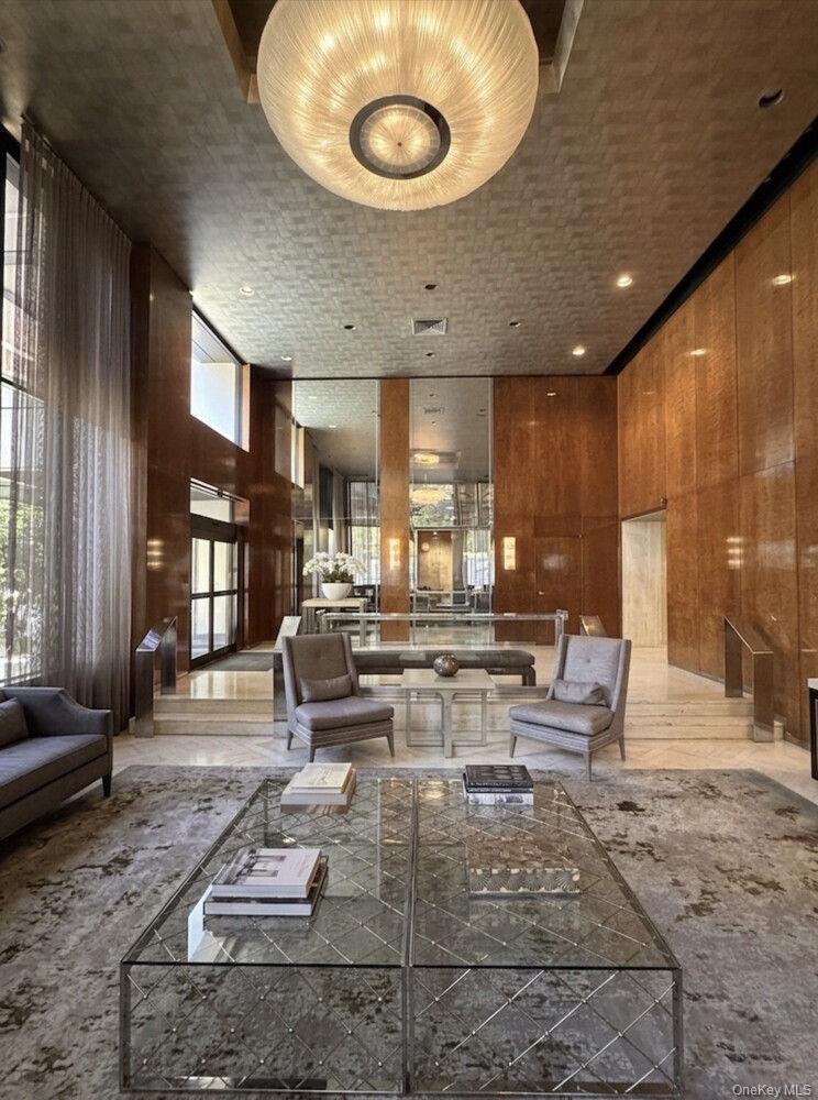 900 PARK Avenue Unit 25CD, Manhattan NY 10075