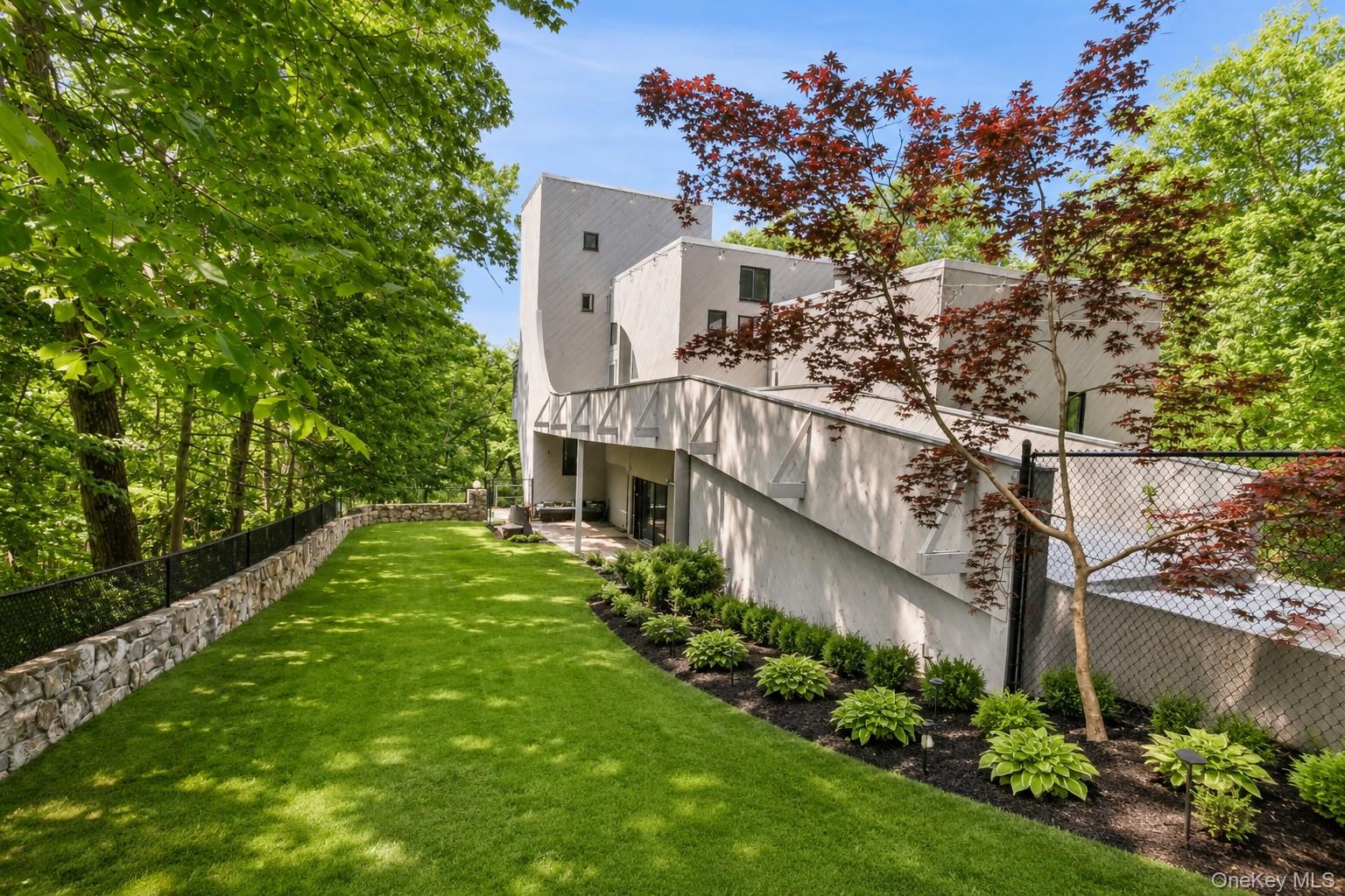 8 Cliff Court, Carmel NY 10512