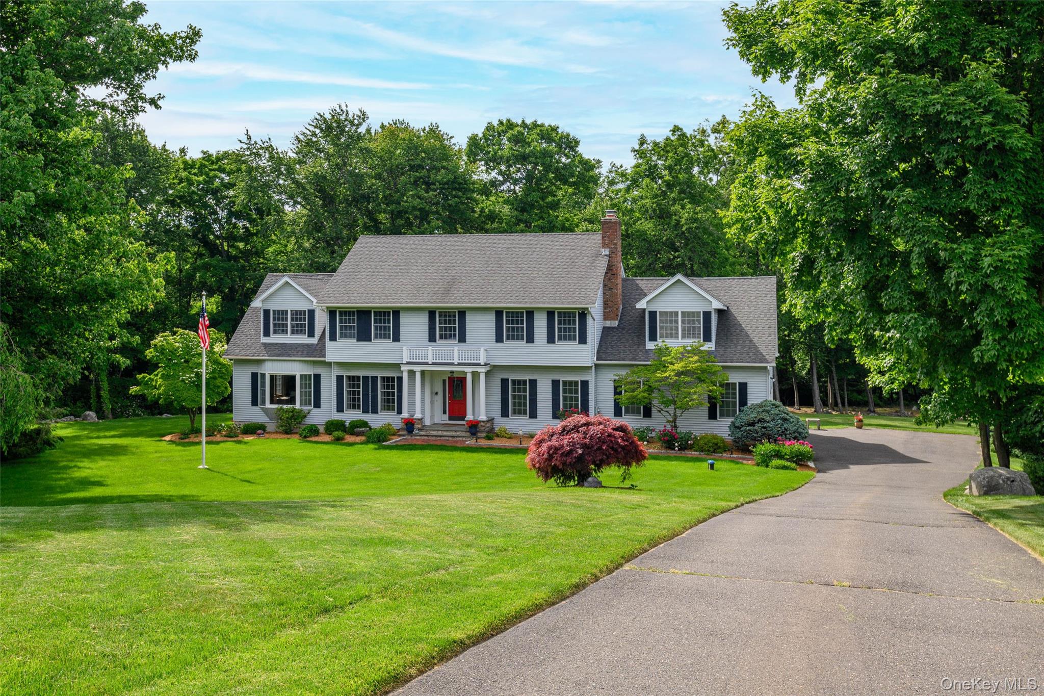 7 Huntington Connecticut Lane, New Fairfield CT 06812