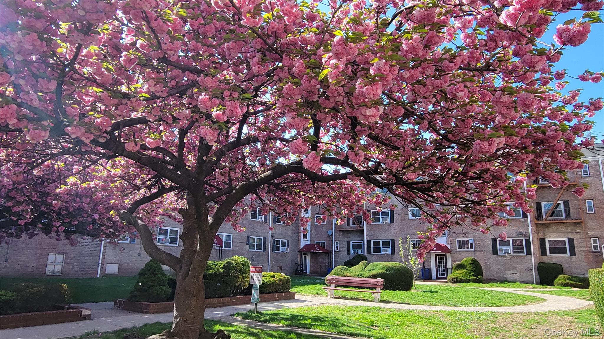 66-10 111 Street Unit 3B, Forest Hills NY 11375