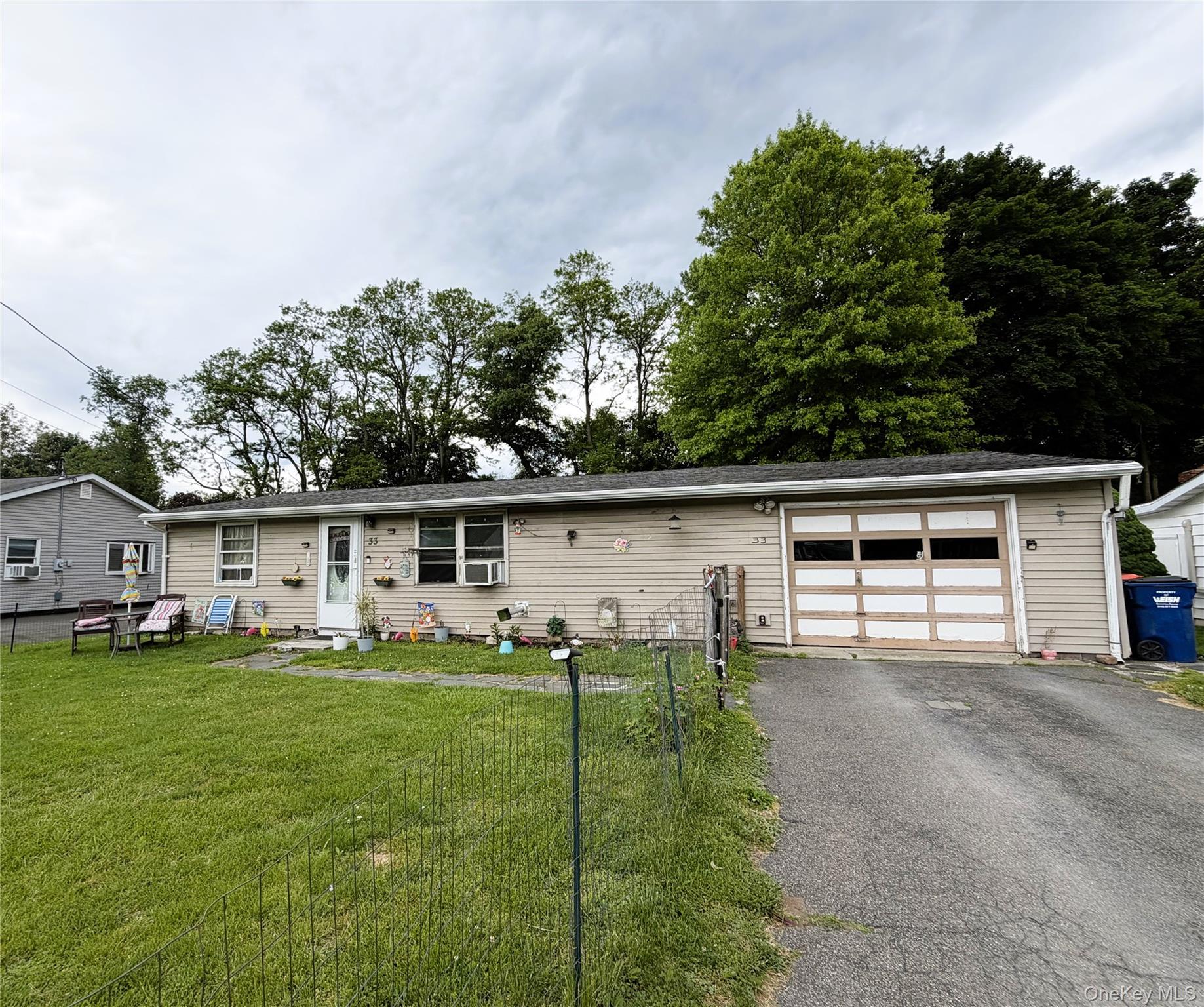 33 Plattekill Drive, Mount Marion NY 12456