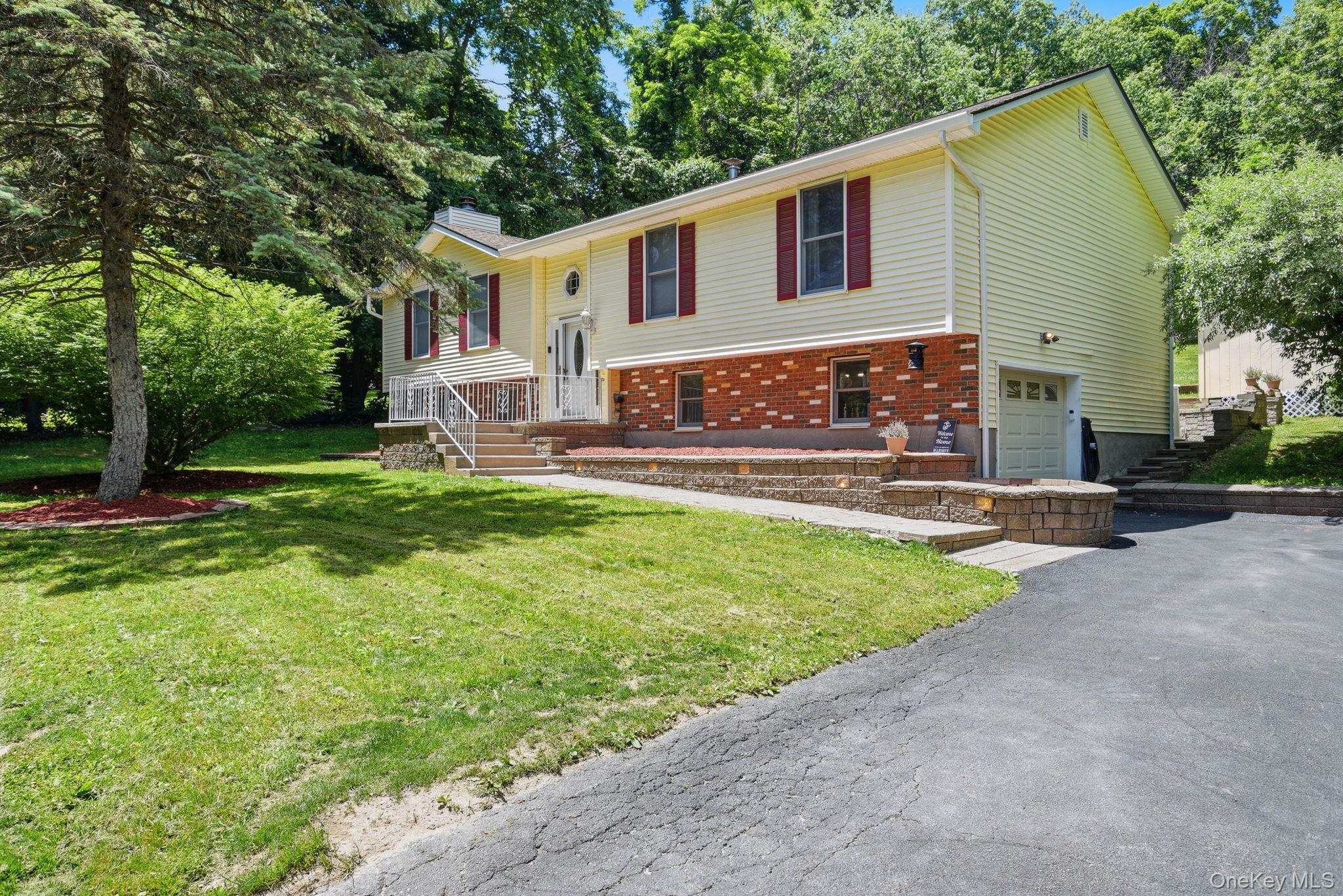 73 Kentview Drive, Carmel NY 10512