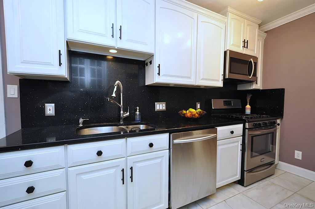 280 Bronxville Road Unit 4O, Bronxville NY 10708