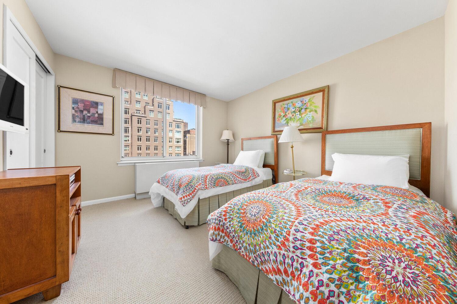 2250 BROADWAY Unit 12B, Manhattan NY 10024