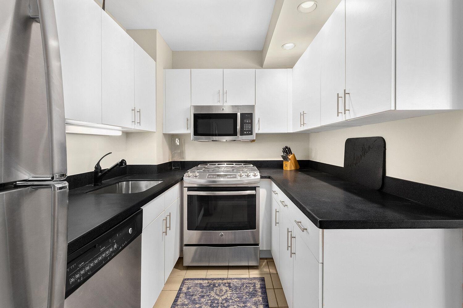 2250 BROADWAY Unit 12B, Manhattan NY 10024