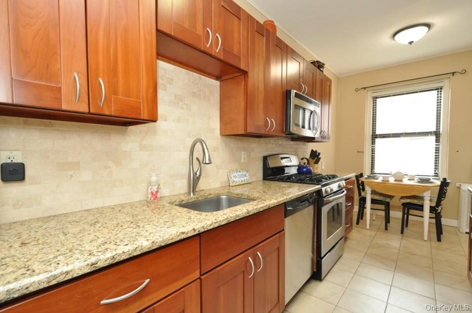 143 Garth Road Unit 5J, Scarsdale NY 10583
