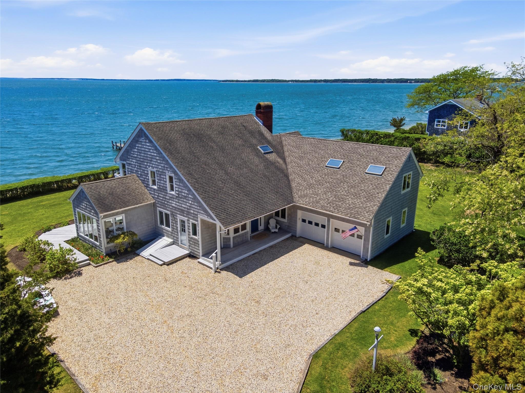 90 Peconic Avenue, Shelter Island NY 11964