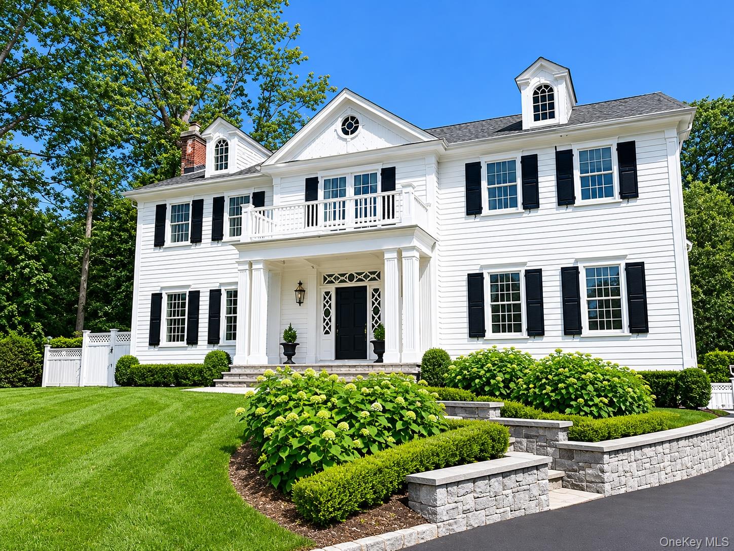 55 Plymouth Road, Manhasset NY 11030