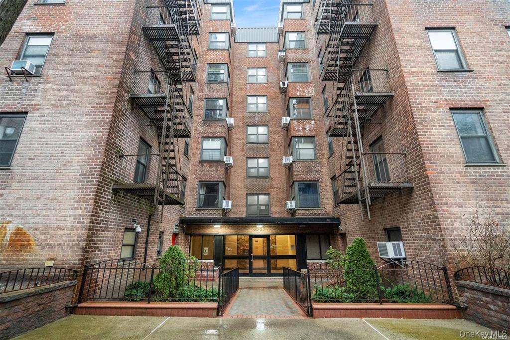 32-43 91 Street Unit A604, East Elmhurst NY 11369