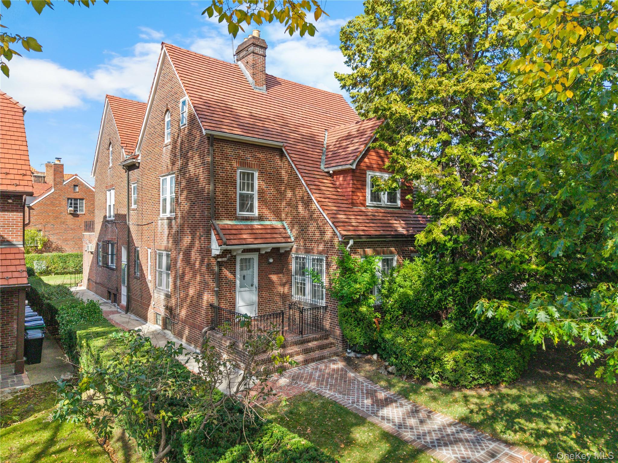 6954 Dartmouth Street, Forest Hills NY 11375