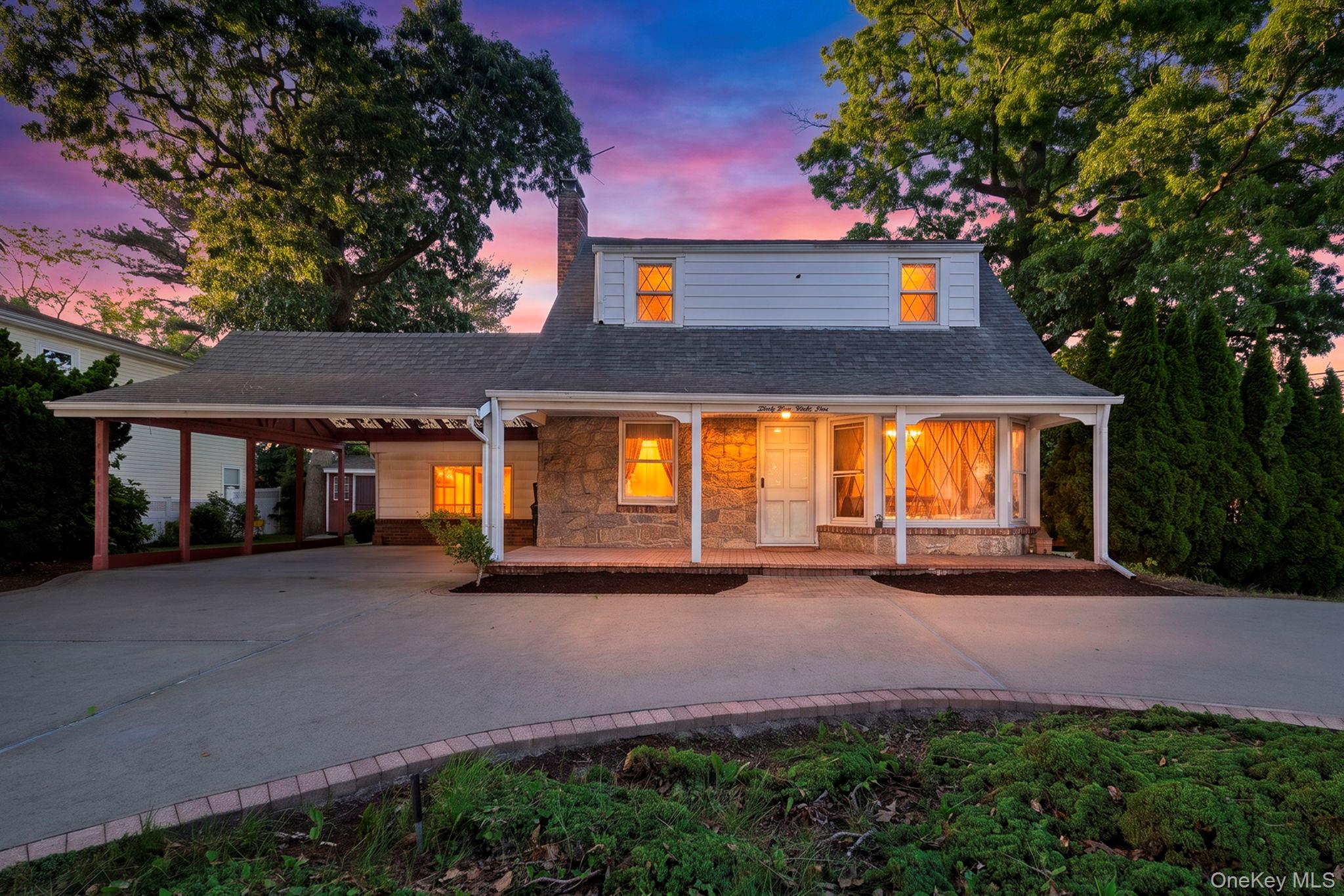 3499 Woodward Avenue, Wantagh NY 11793