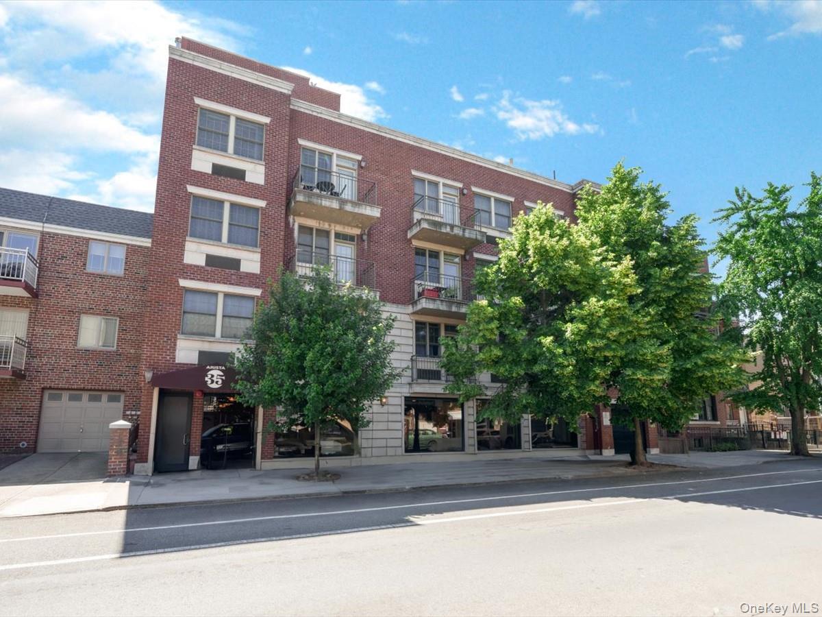 2519 35th Street Unit 4C, Astoria NY 11103