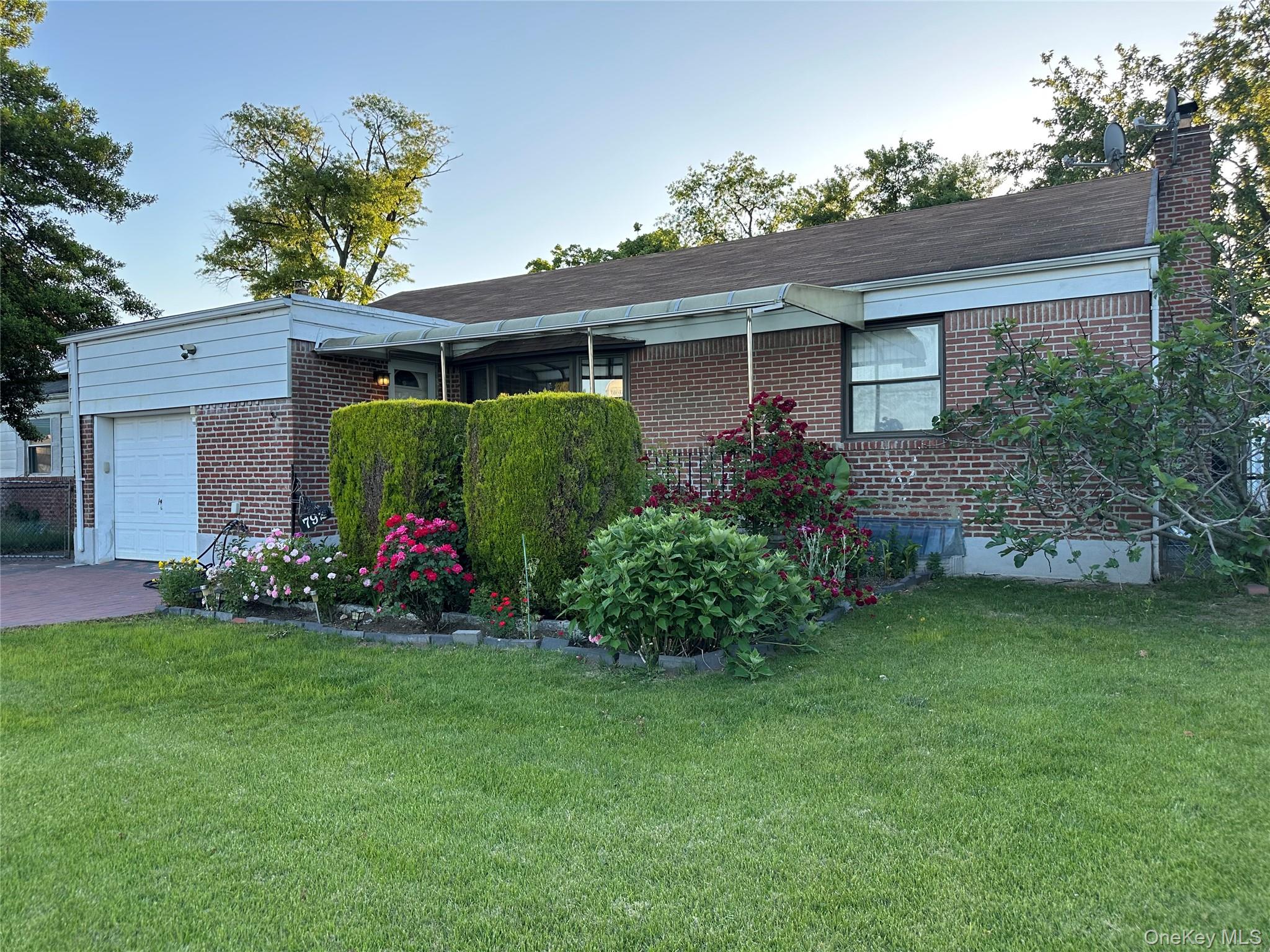 792 Bauer Street, Elmont NY 11003