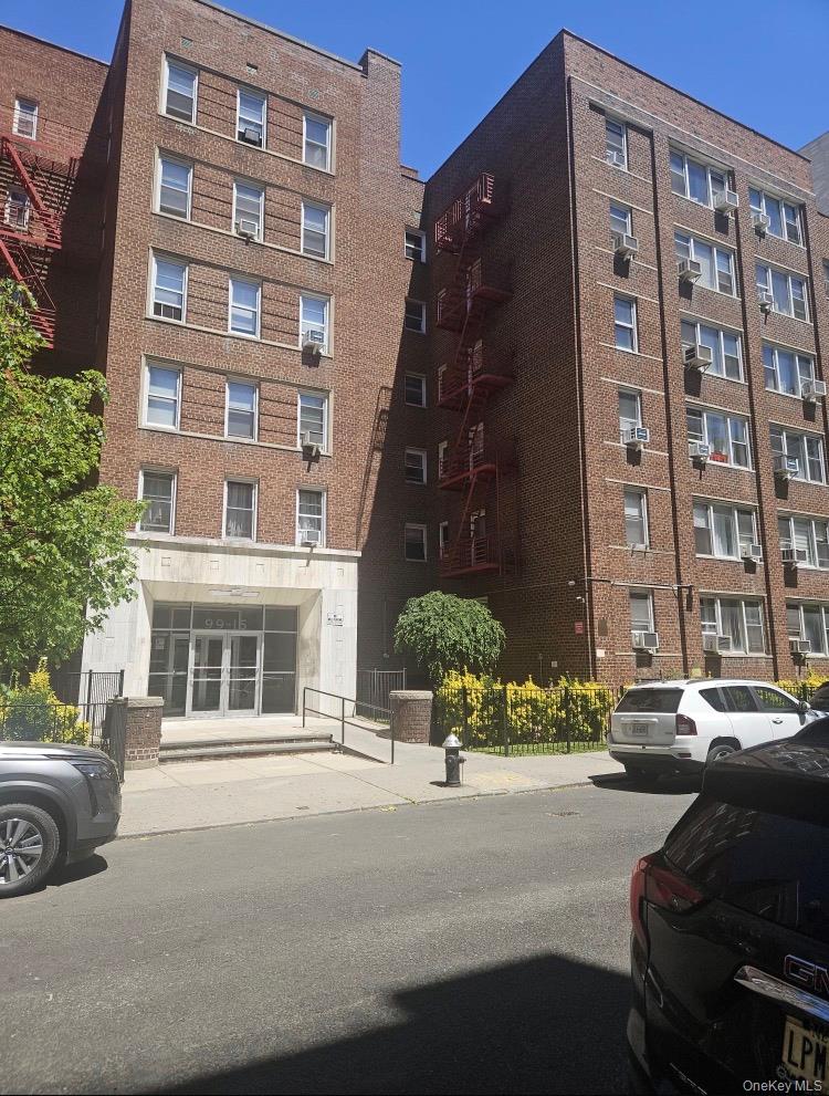 99-15 66 Avenue Unit 2B, Rego Park NY 11374