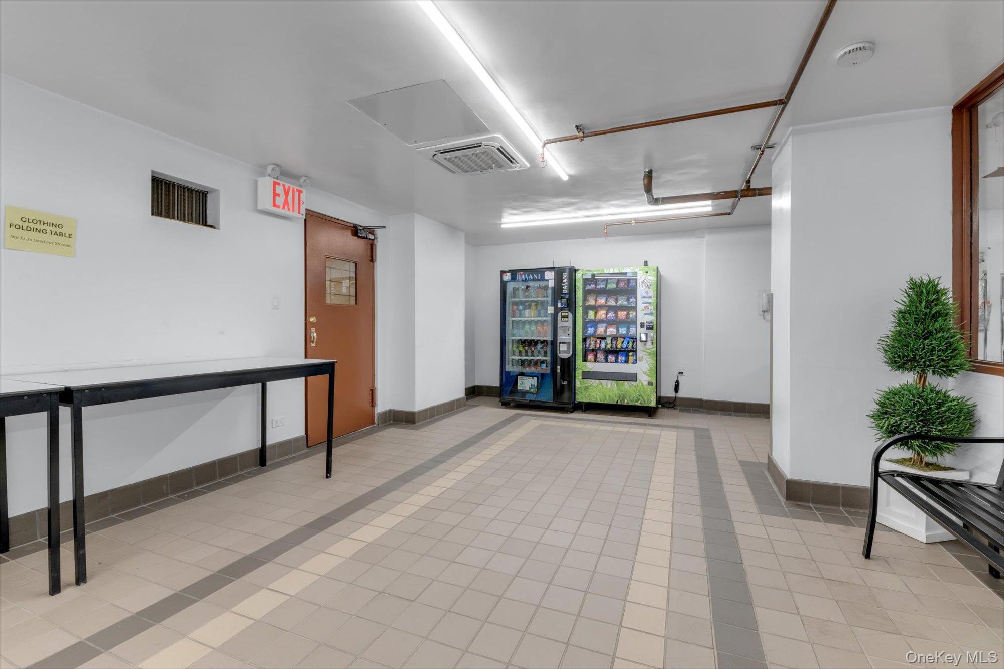 61-20 Grand Central Parkway Unit A208, Forest Hills NY 11375