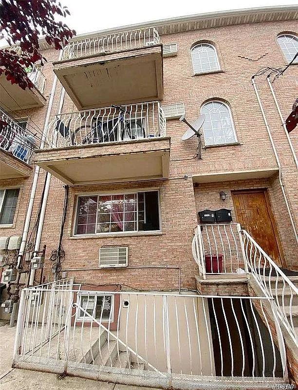 18007 90th Avenue, Jamaica NY 11432