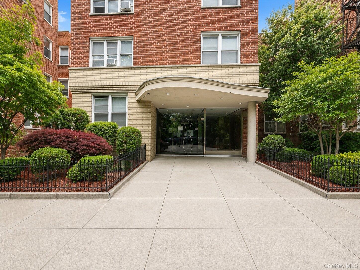 4295 Webster Avenue Unit 2D, Bronx NY 10470