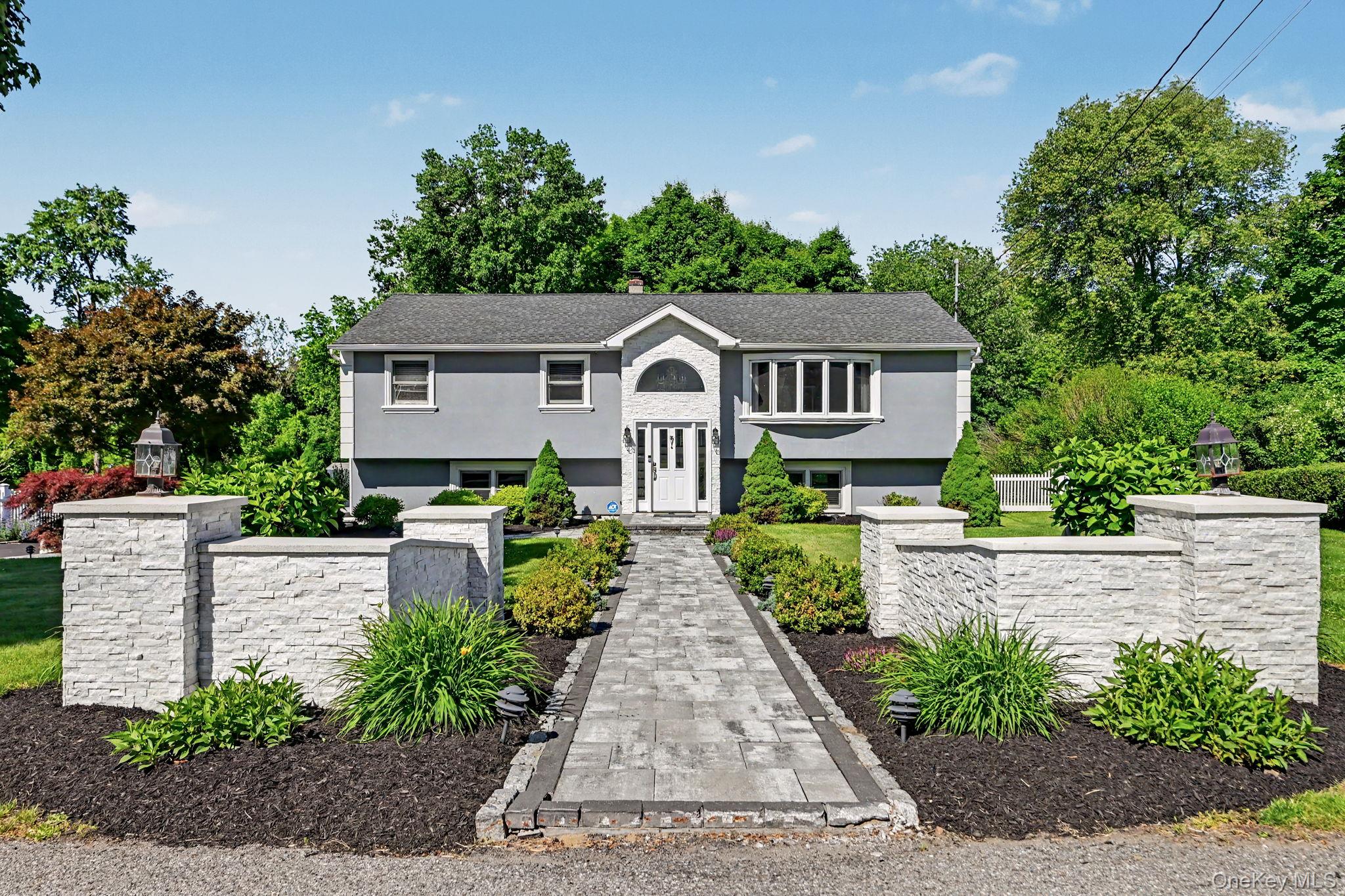 61 Friendly Road, Mahopac NY 10541