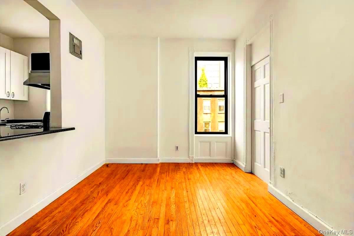 327 E 3rd Street Unit 2E, Manhattan NY 10009