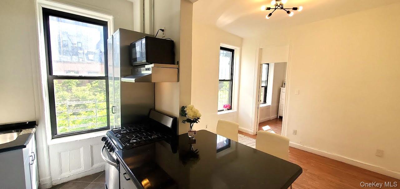 327 E 3rd Street Unit 2E, Manhattan NY 10009