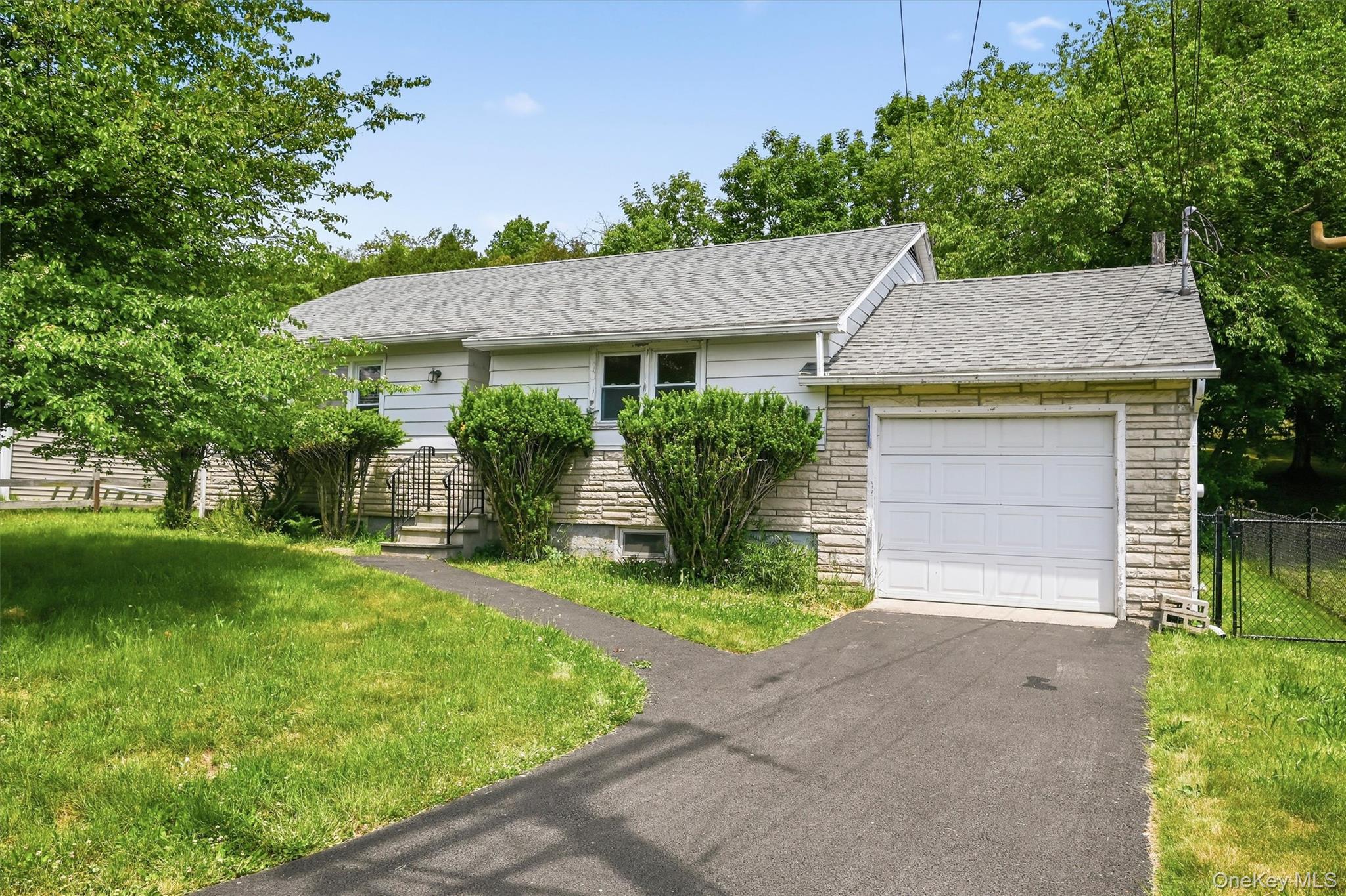 21 Hillside Avenue, Woodbourne NY 12788