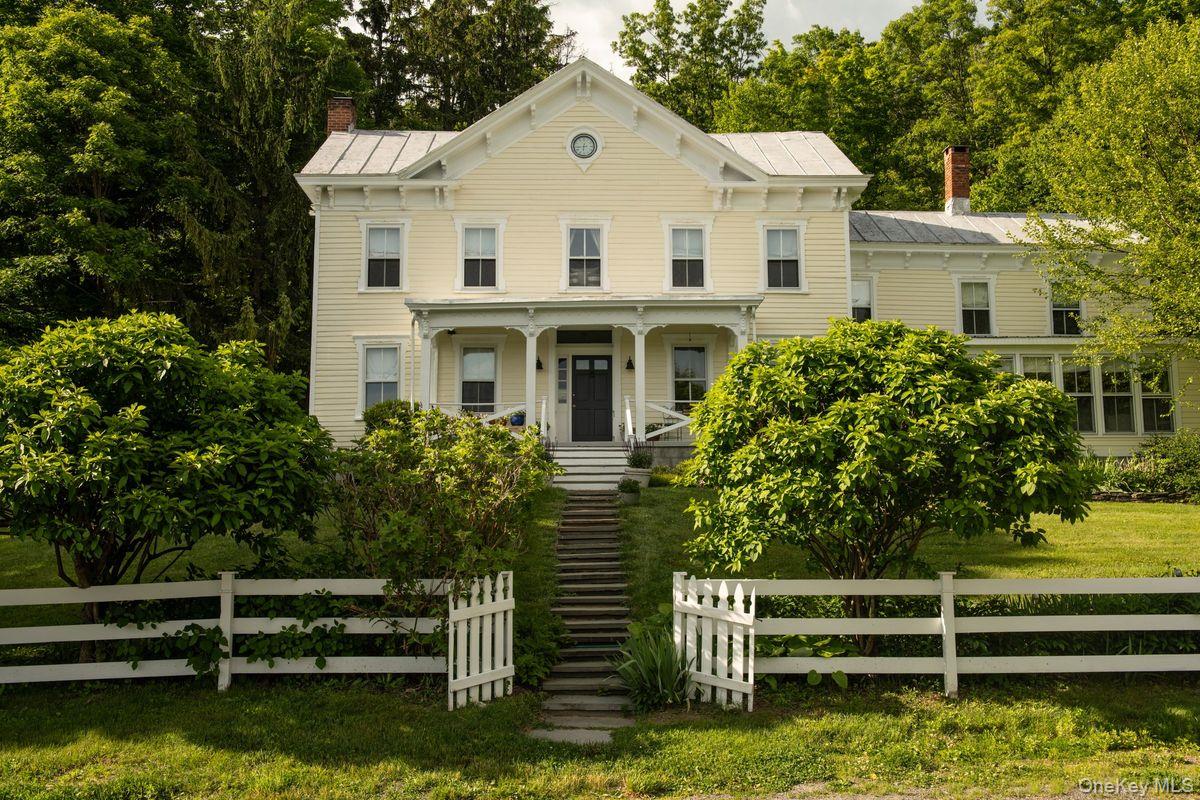 132 Decker Rd, Ancram NY 12567