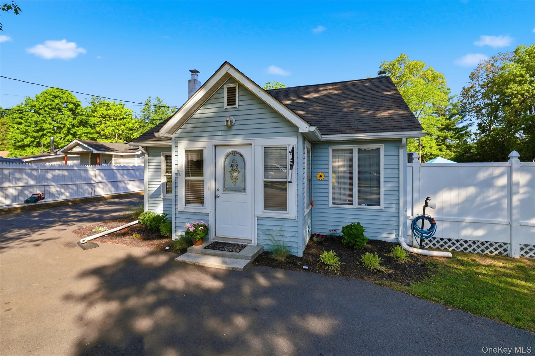 9 Fulmer Road, Huguenot NY 12746
