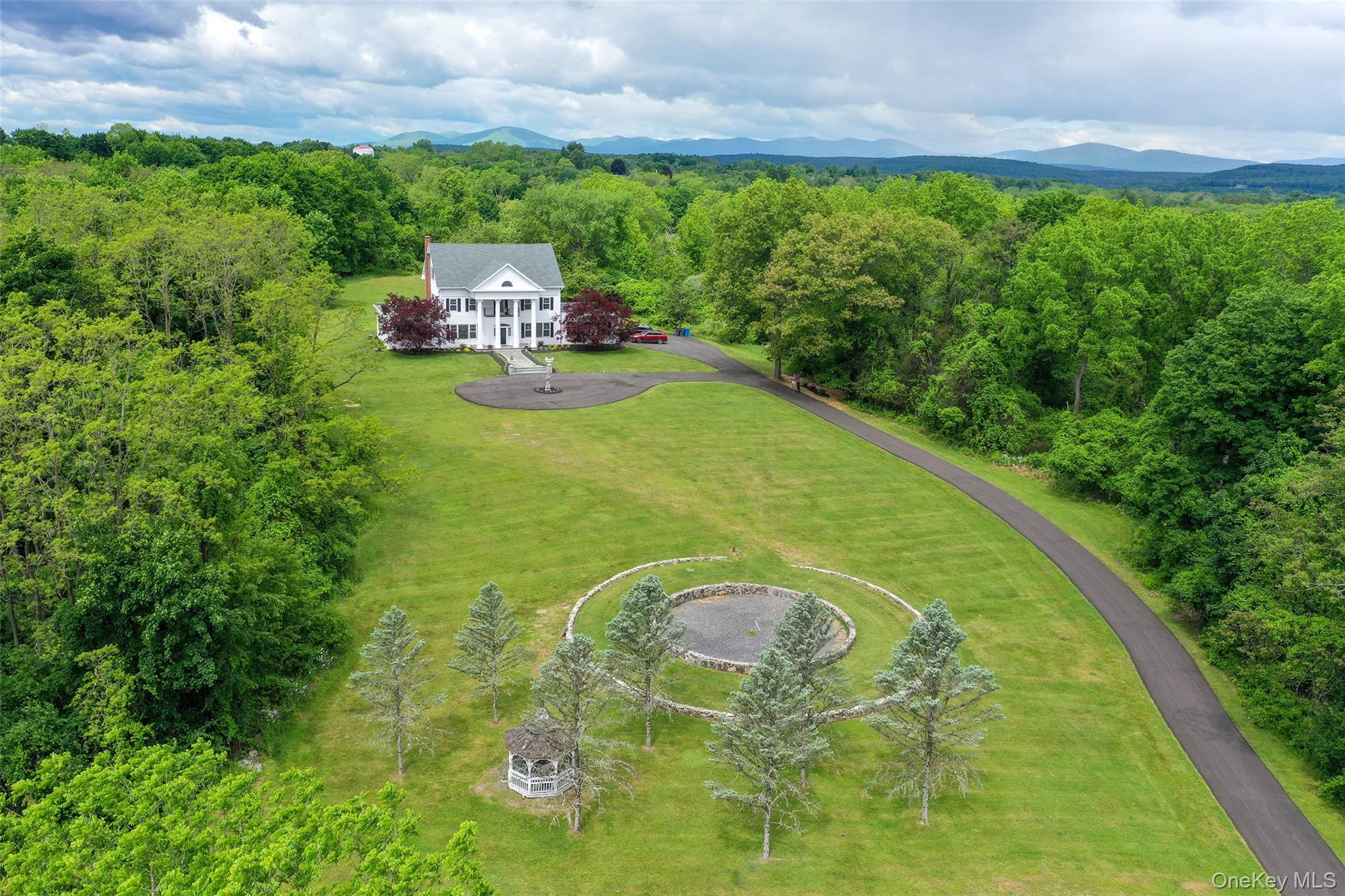 25 Glen Street, Kingston NY 12401