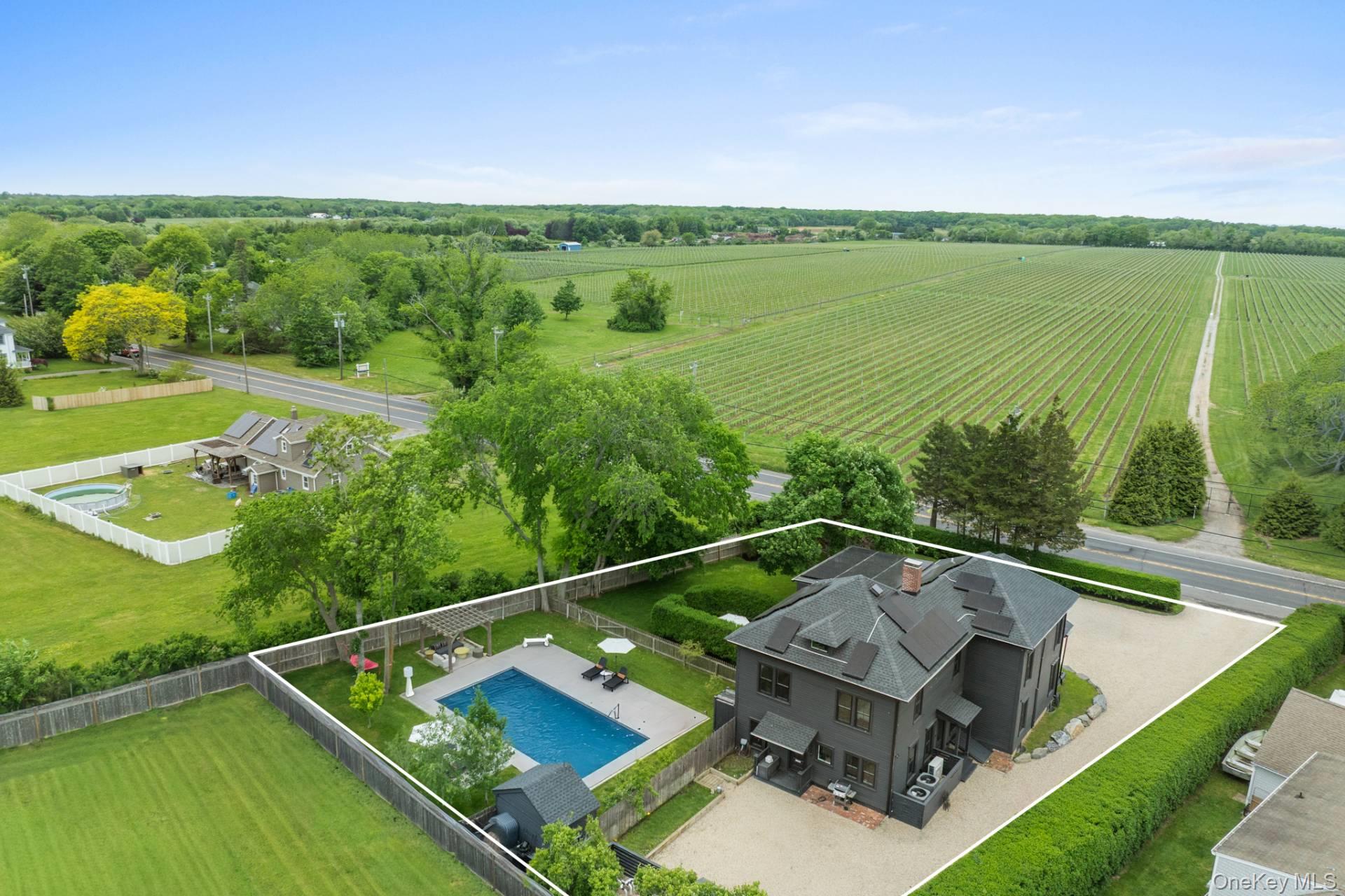 47100 Route 25, Southold NY 11971