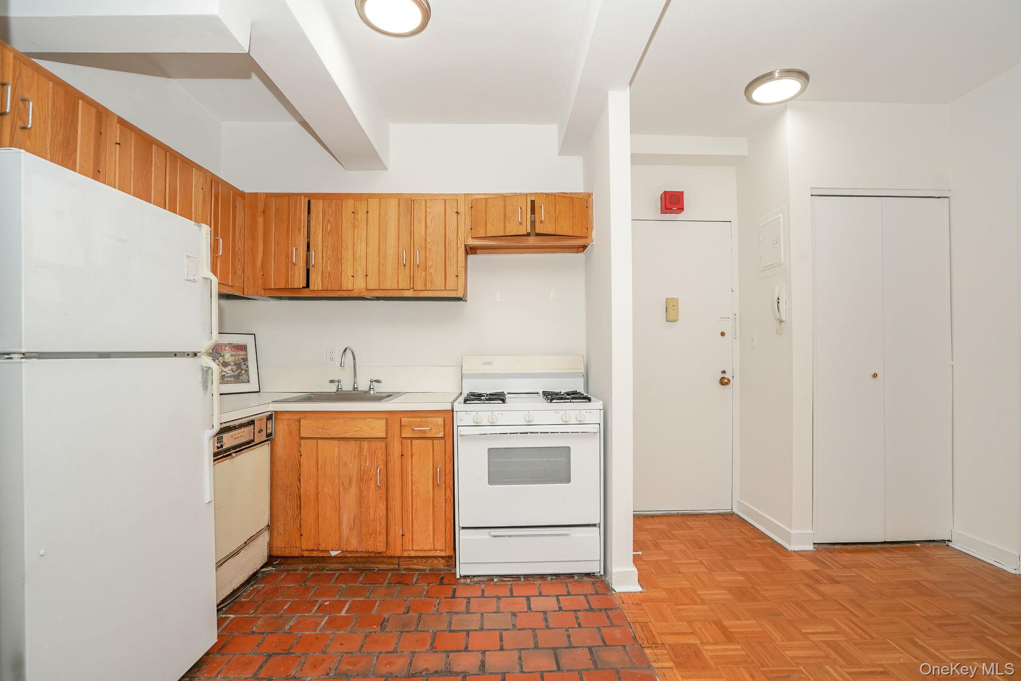2166 Broadway Unit 22B, Manhattan NY 10024