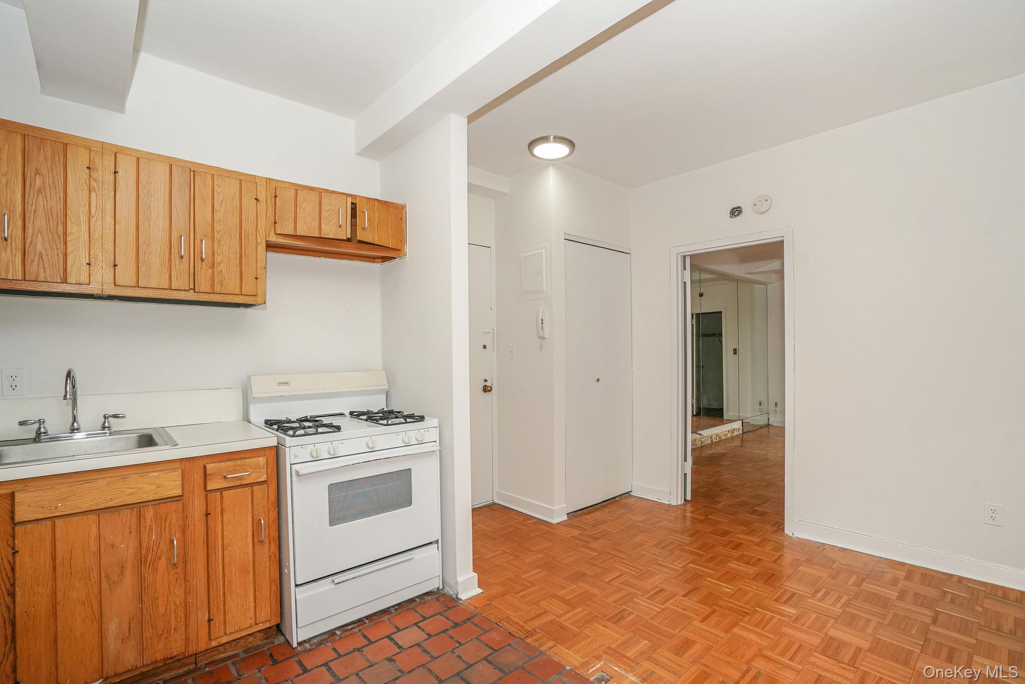 2166 Broadway Unit 22B, Manhattan NY 10024