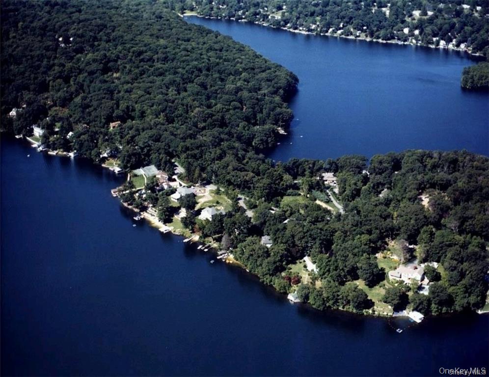 64 Lillian Road, Mahopac NY 10541