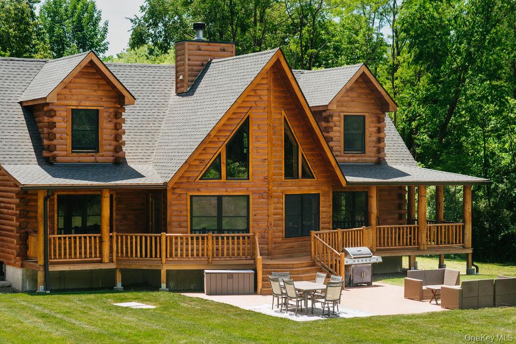76 Woodlands Trail, Clinton Corners NY 12514