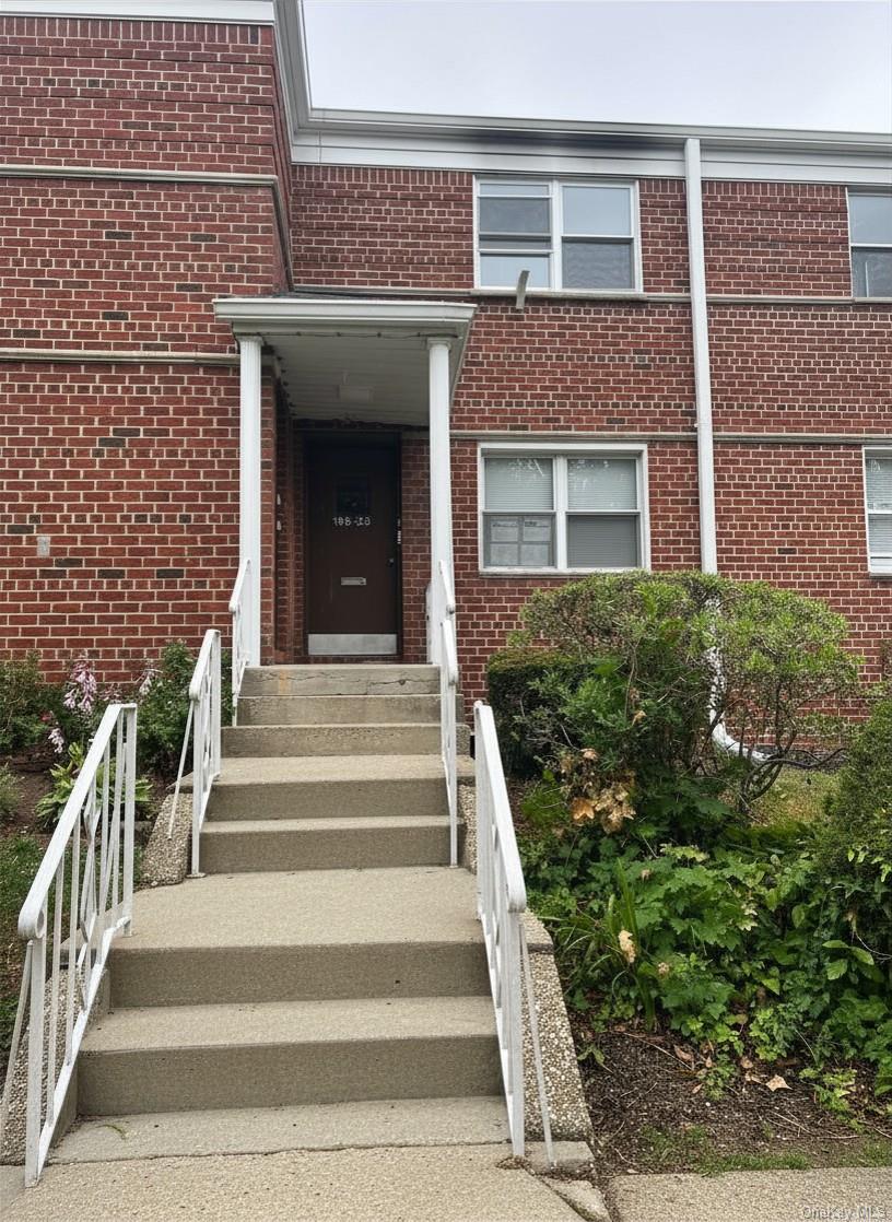 196-23 Dunton Avenue Unit 2B, Holliswood NY 11423