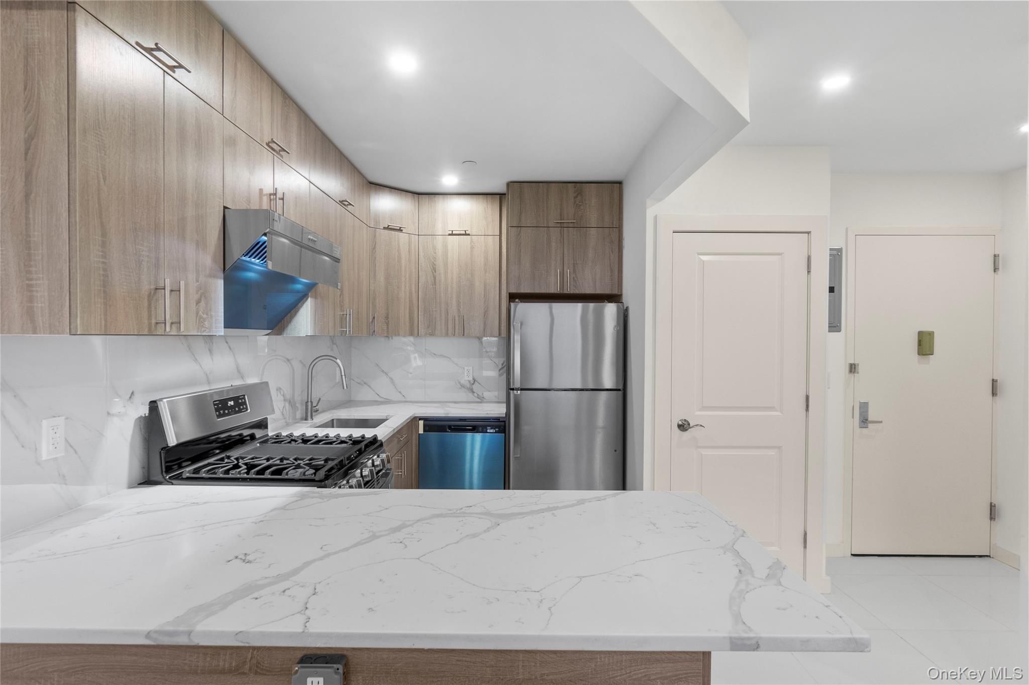 124-28 Queens Boulevard Unit 11C, Kew Gardens NY 11415