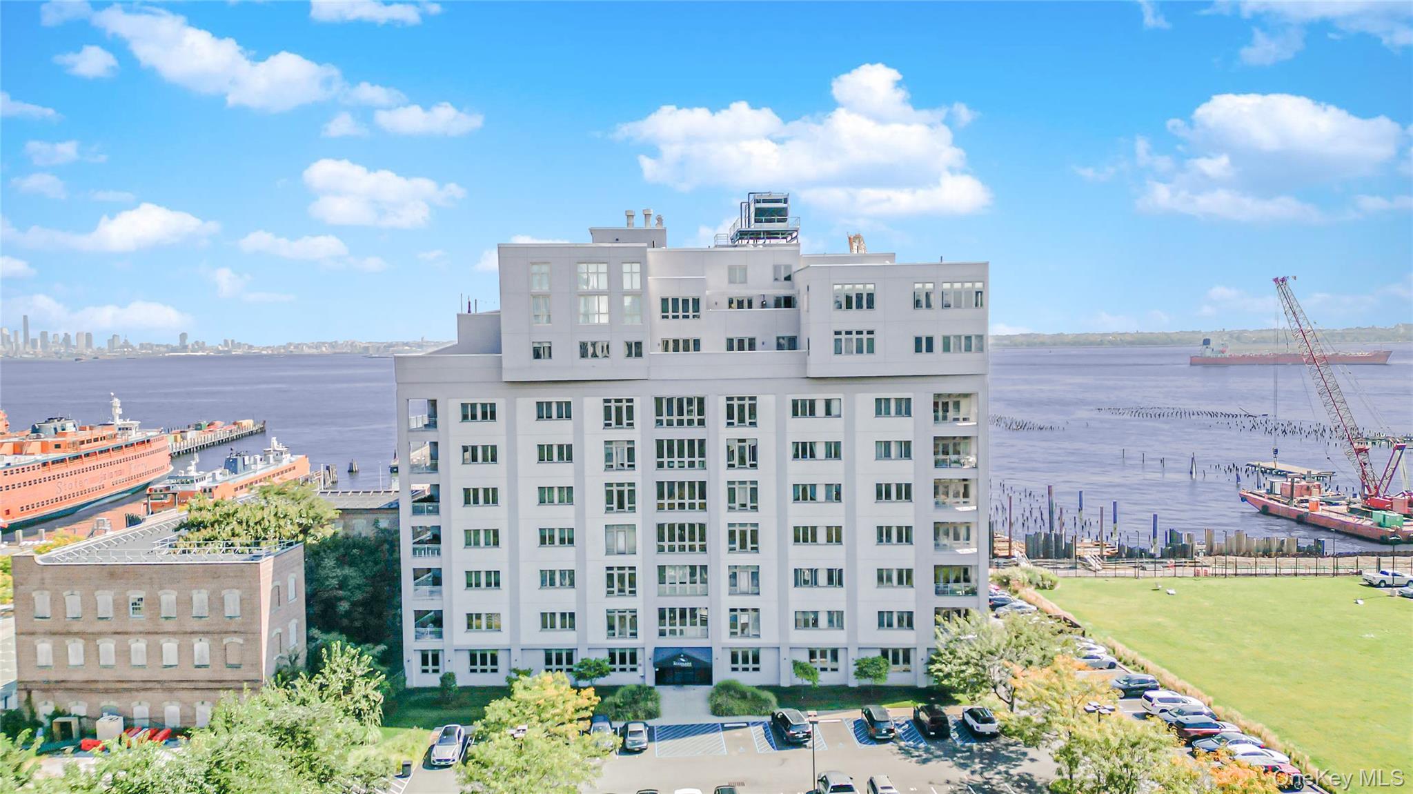 90 Bay Street Landing Unit 9F, Staten Island NY 10301