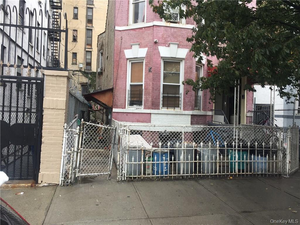 881 Longfellow Avenue, Bronx NY 10474