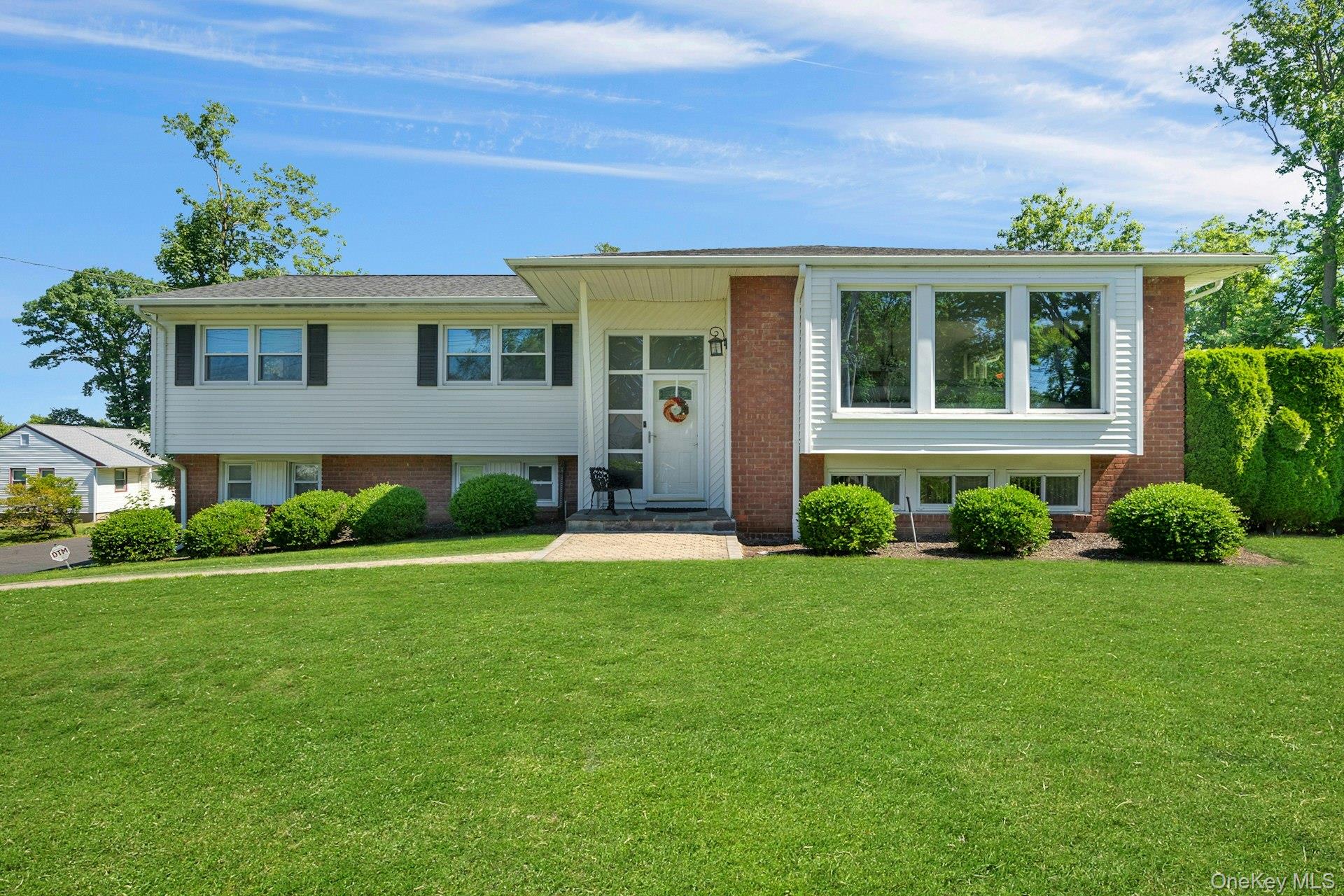 101 Windsor Oval, New Rochelle NY 10805
