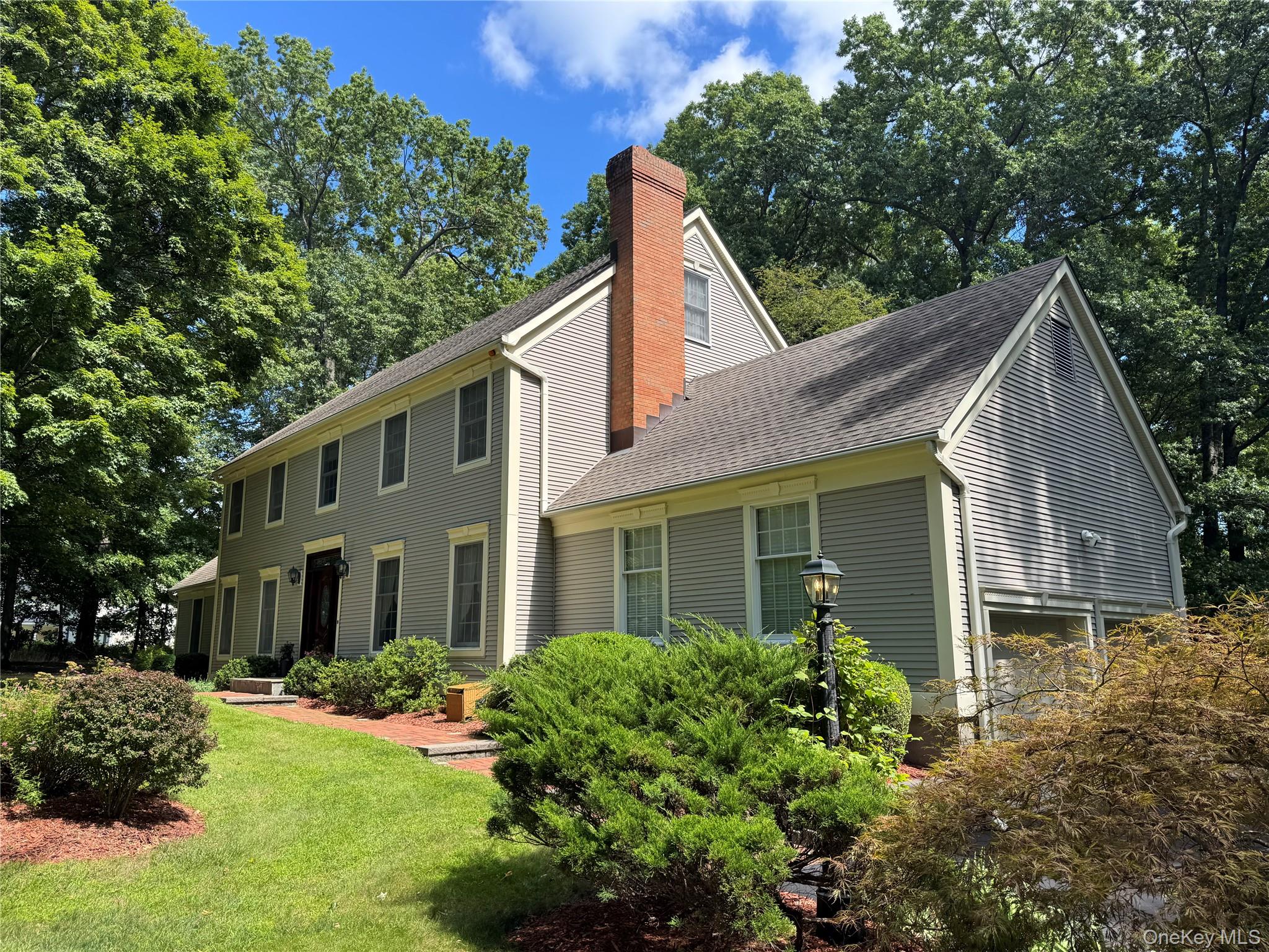 107 Moffat Road, Washingtonville NY 10992